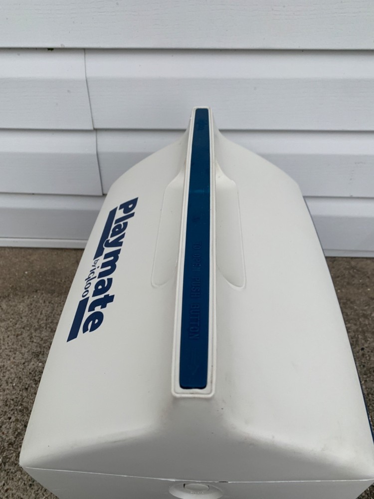 Playmate By Igloo Blue and White Cooler