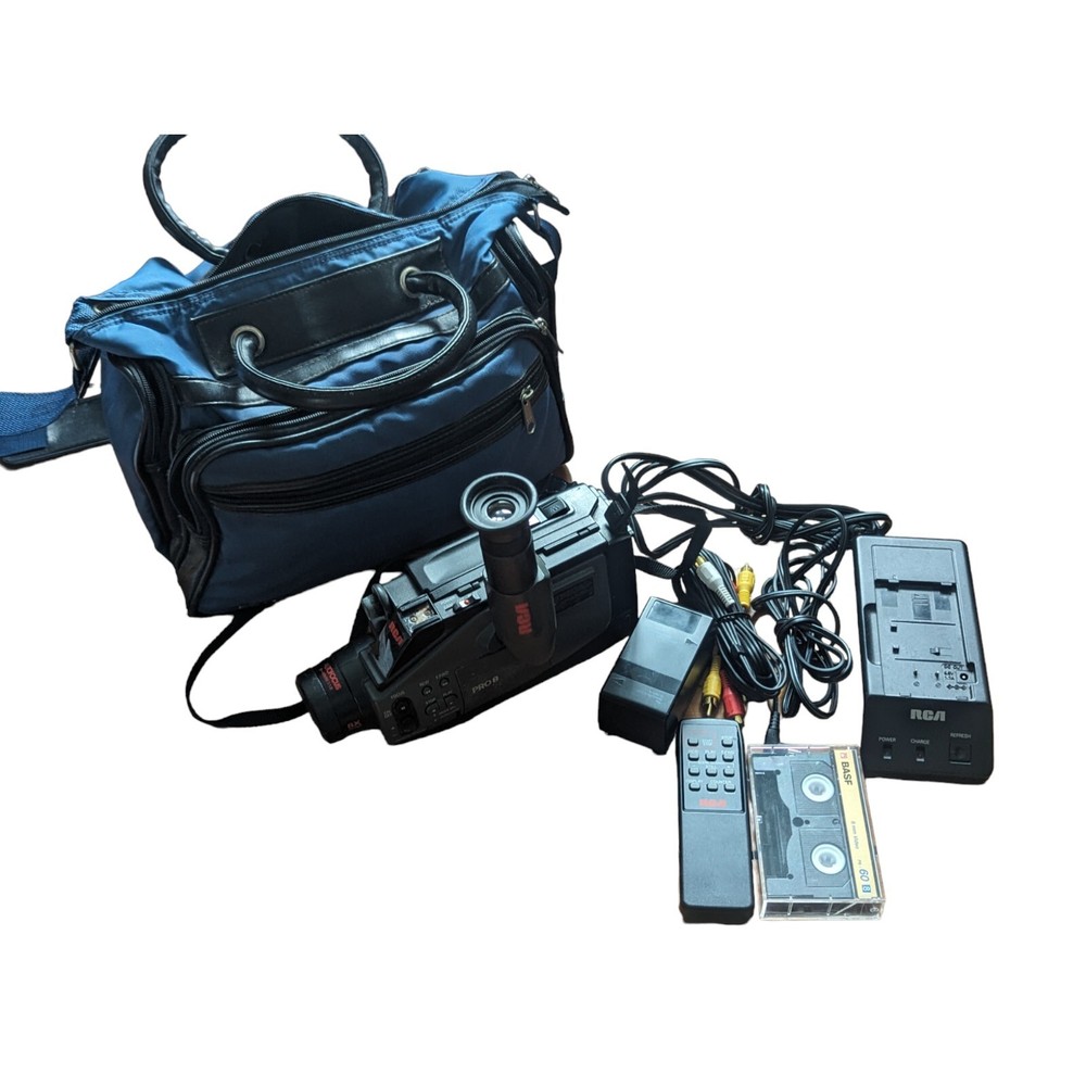 RCA PRO 8 Video Camcorder w/ Case Accessories Remote Extras