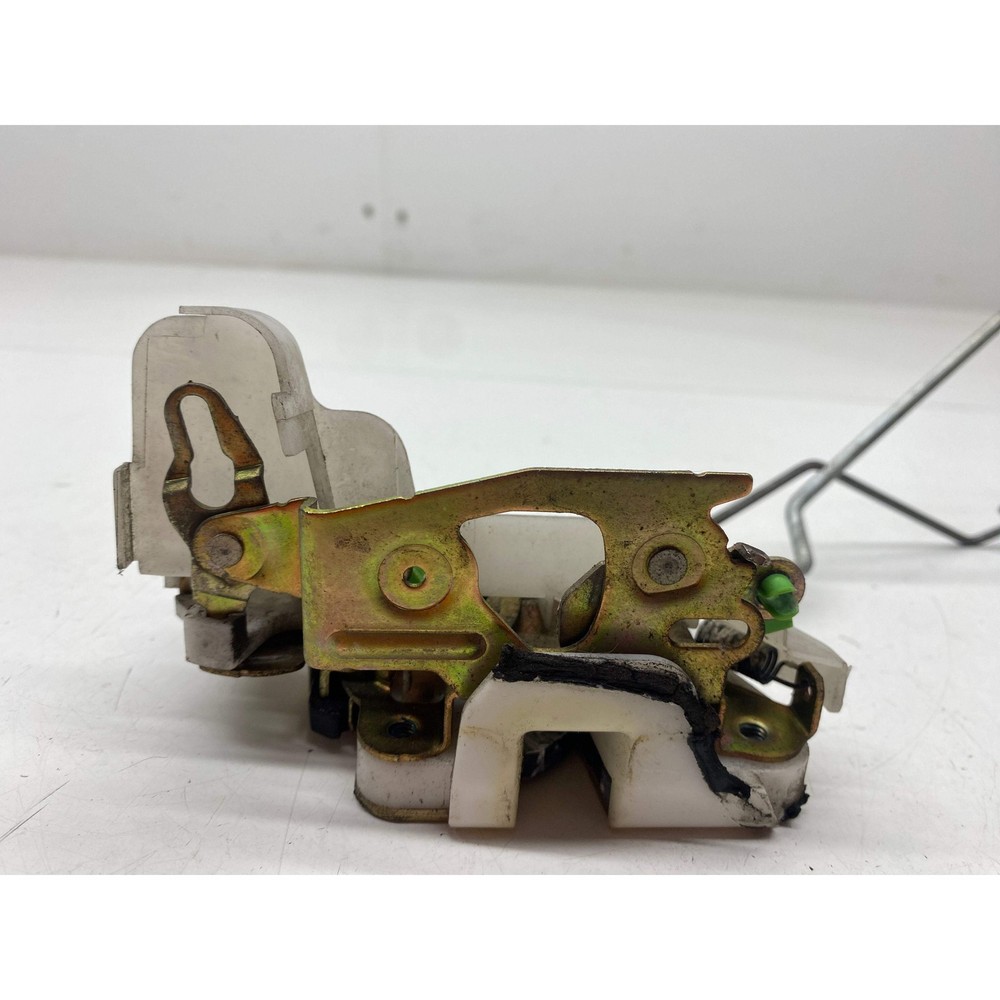 Mitsubishi Evolution Door lock mechanism front right drivers Evo 5 RS 1998 Lance