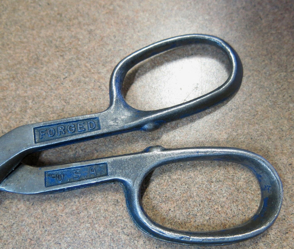 Vintage Bluebird 007 Tin Cutting Scissors
