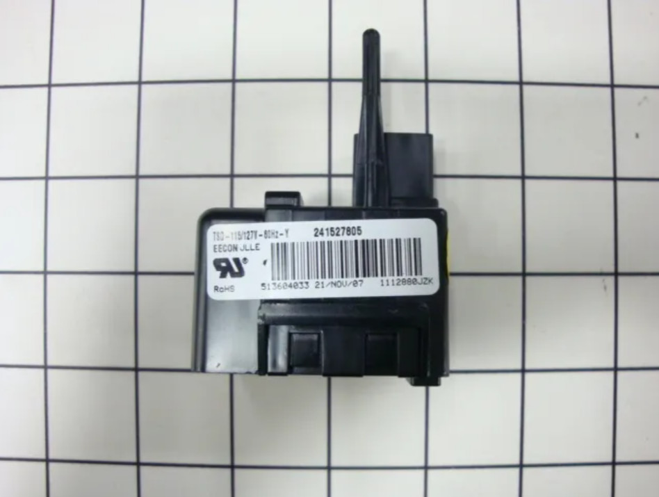 241527805 STARTER Electrolux (WCI)