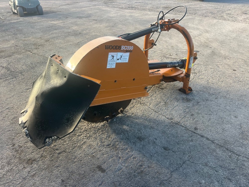 WOODS SG100 Stump Grinders