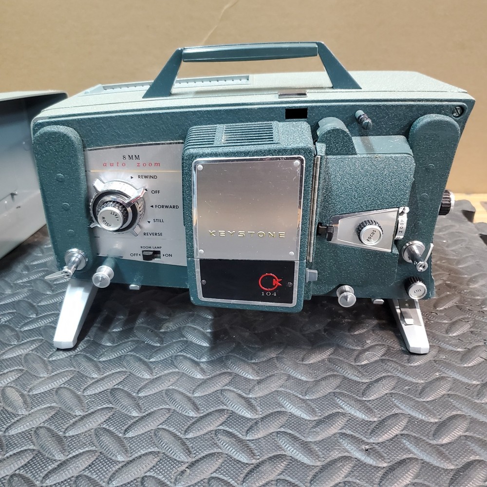 Keystone K-104 8mm Auto Zoom Projector