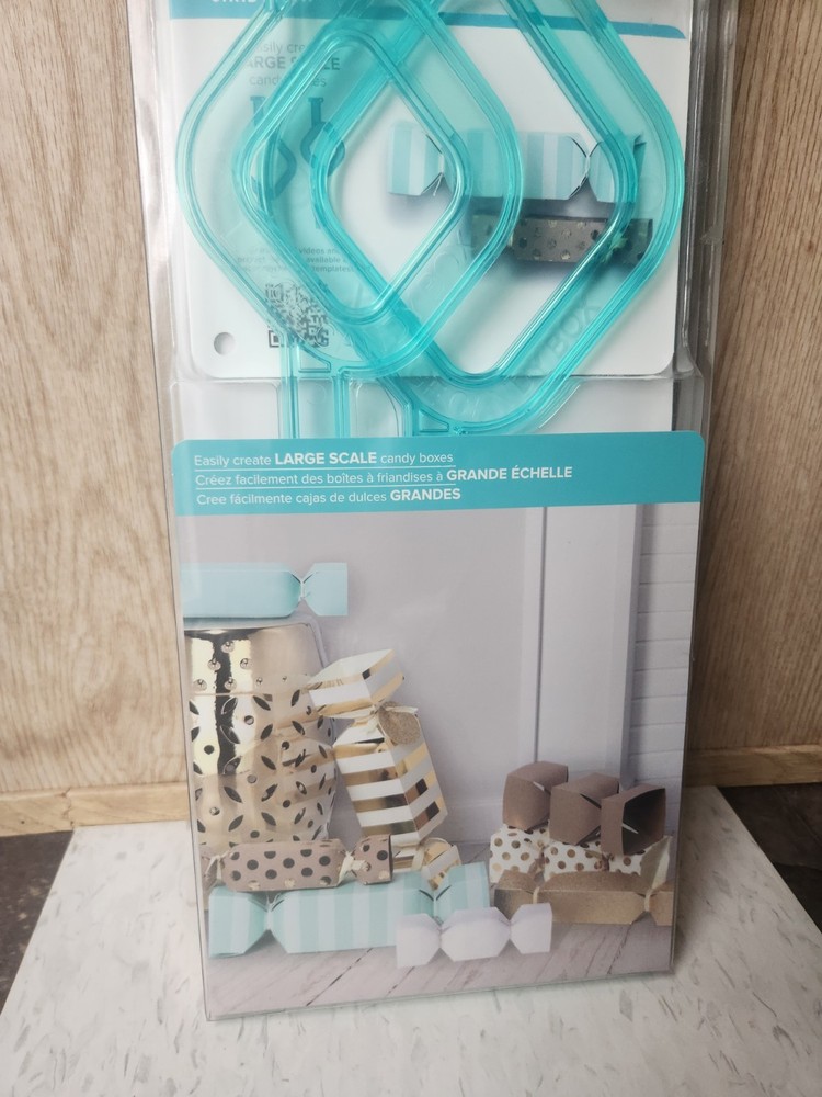 American Crafts We R Memory Keepers Template Studio Candy Box