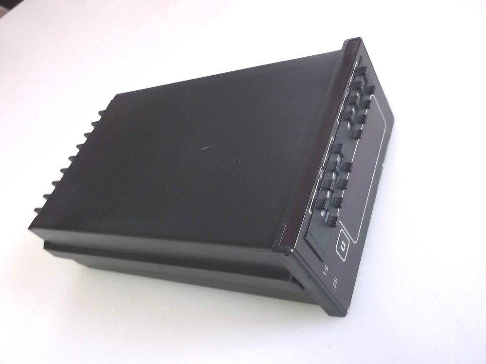 Omega S2-400A DC 0-10V Panel Mount Counter / Meter