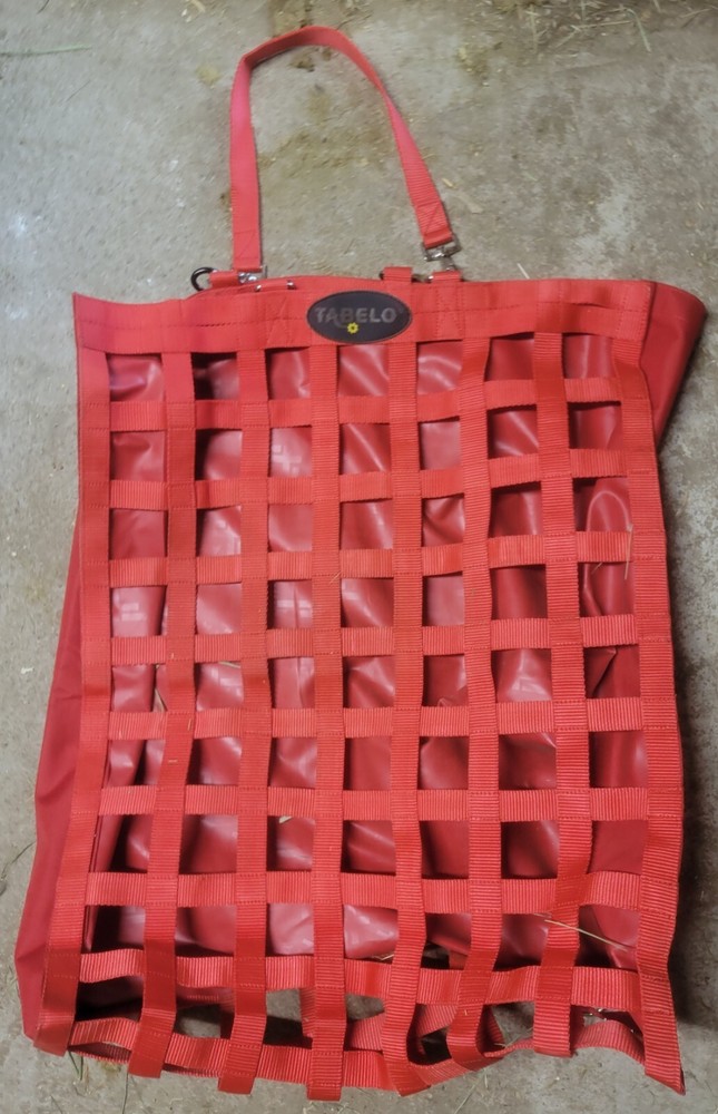 Hay Slow Feeder Bag Nylon Red