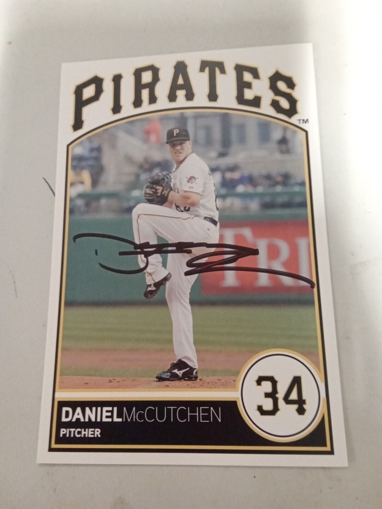 Daniel McCutchen Signed Pittsburgh Pirates 4x6 Post Card JSA -* #