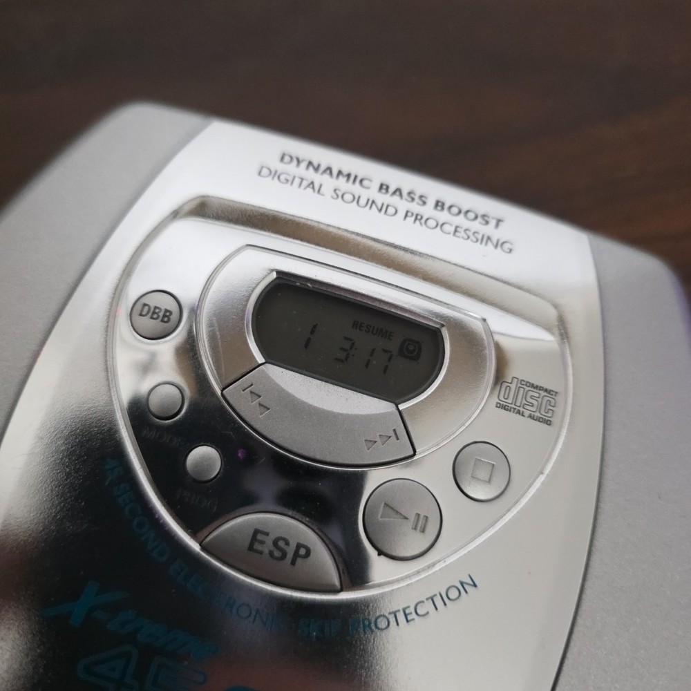 Philips AZ 7881/17 Personal CD Player CD-RW 45 Second Skip Protection