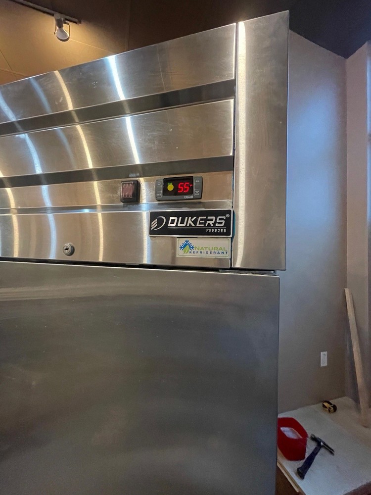 Duker Freezer