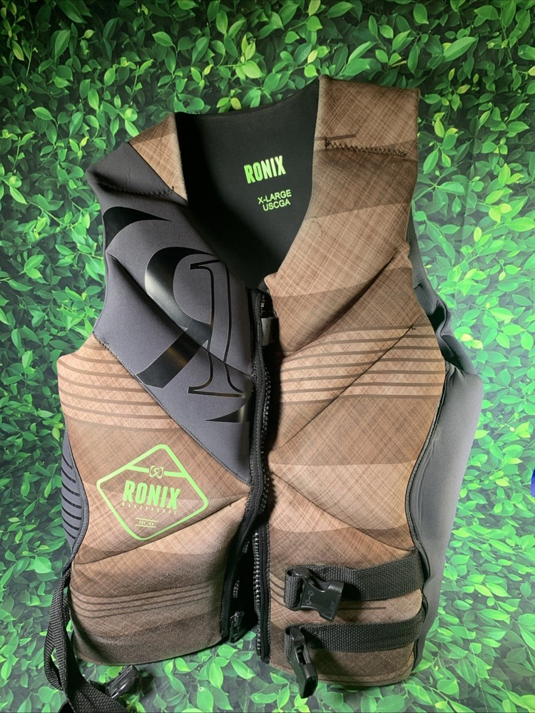 Ronix X-large Water Ski Vest Model 860