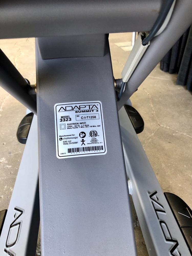 ADAPTA Summit 7 ML 3323 Physical Therapy Table