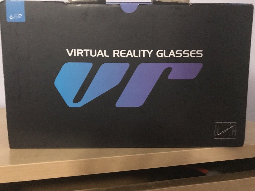 iLive IVR77BDL Virtual Reality Goggles With Wireless Remote