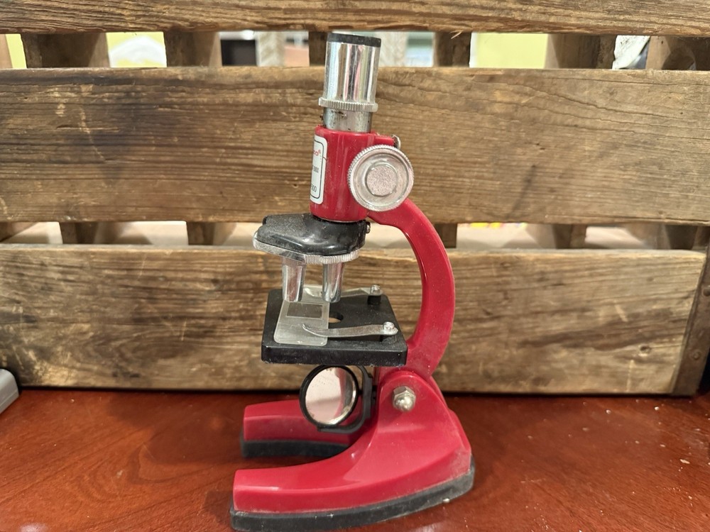 Tasco Red 300 POWER MICROSCOPE