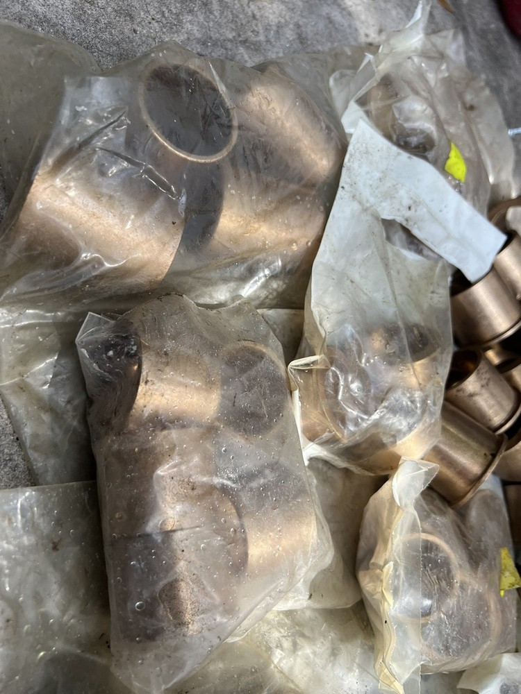 Bronze bushing mixed lot