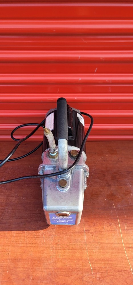 FISCHER LAV-3 HIGH VACUUM PUMP