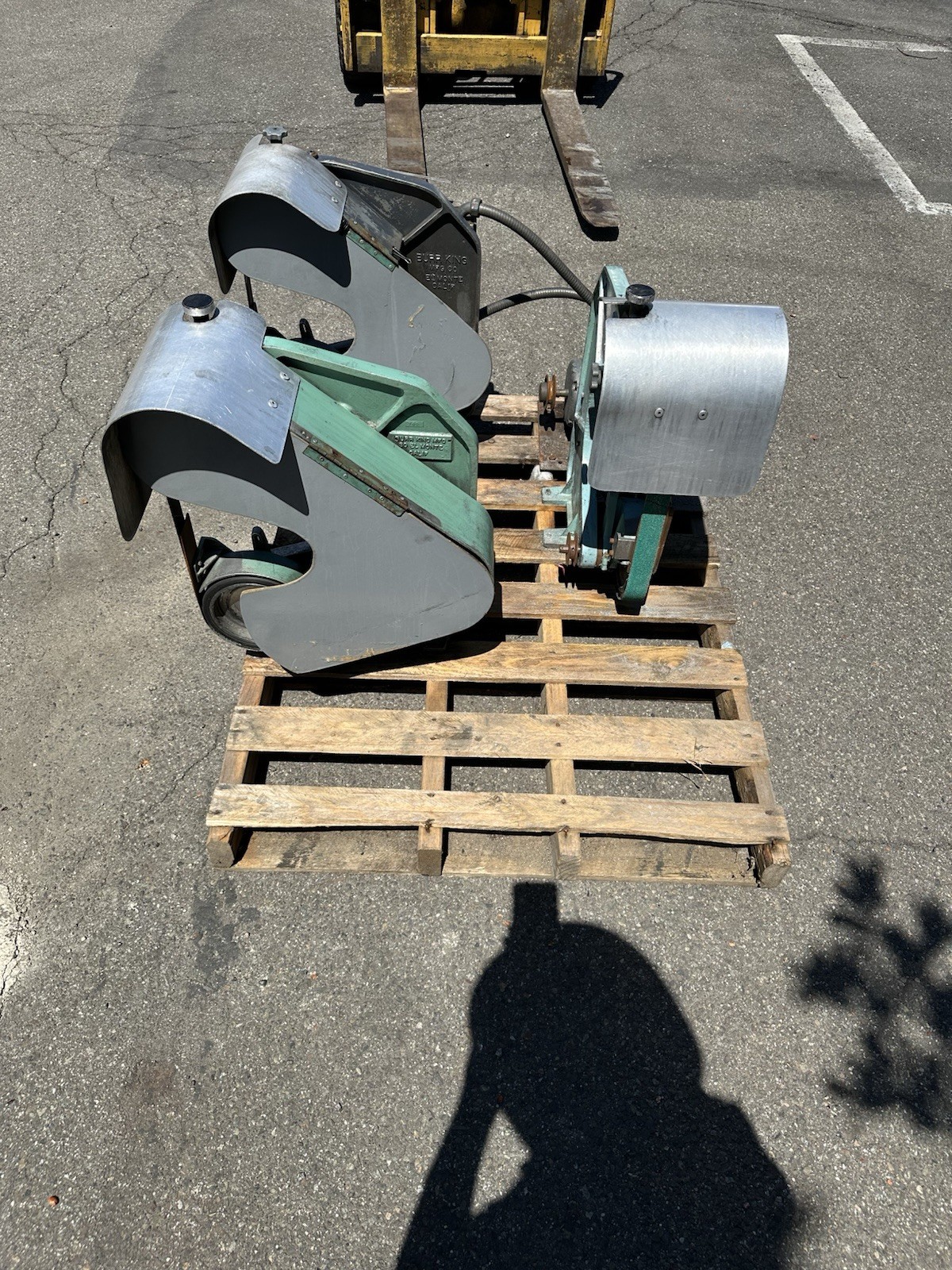 Burr King 760 3-Wheel Belt Grinder #6716