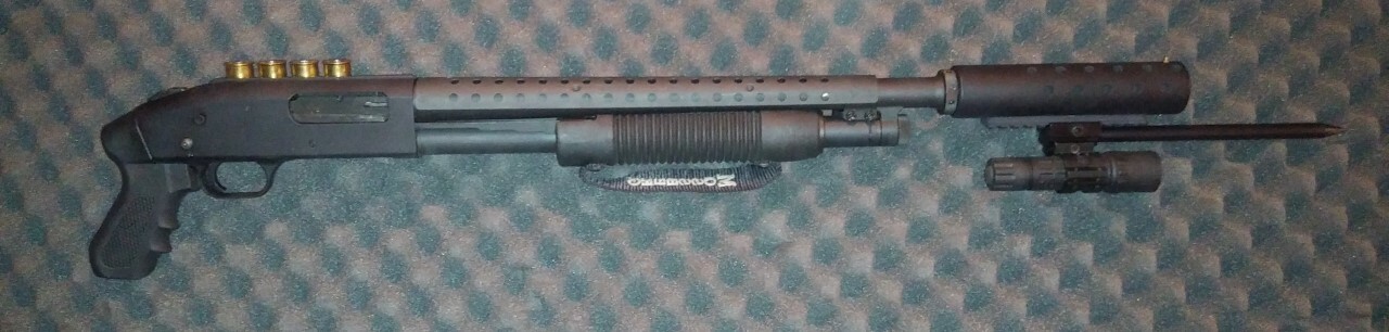 1/2"OD Steel Picatinny Rail Rifle,Shotgun,Crossbow Spike Bayonet Glass Breaker