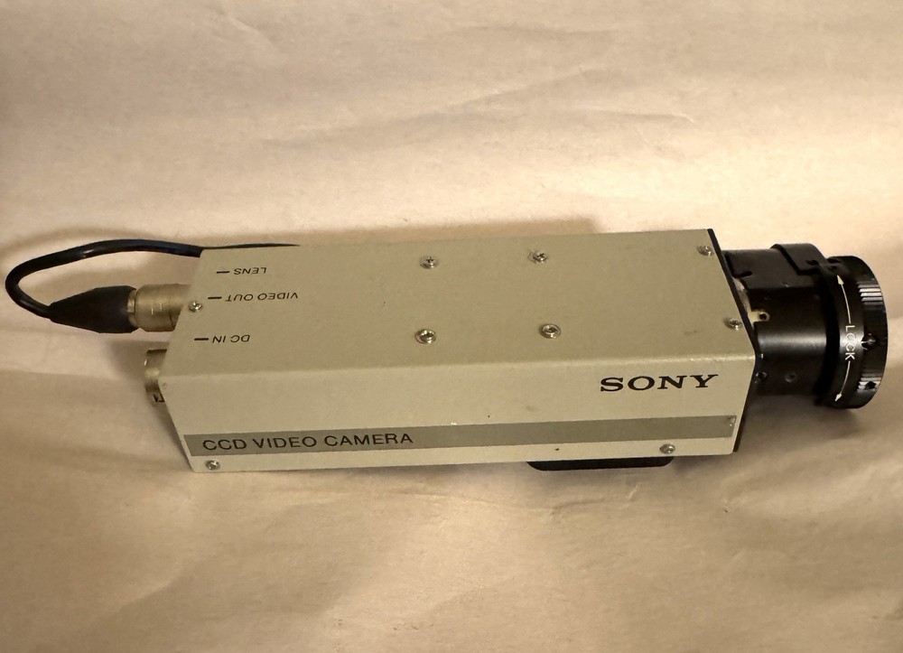 Sony AVC-D1 CCD Video Camera