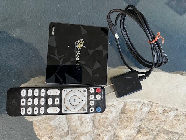 BEELINK ANDRIOD TV BOX GT1