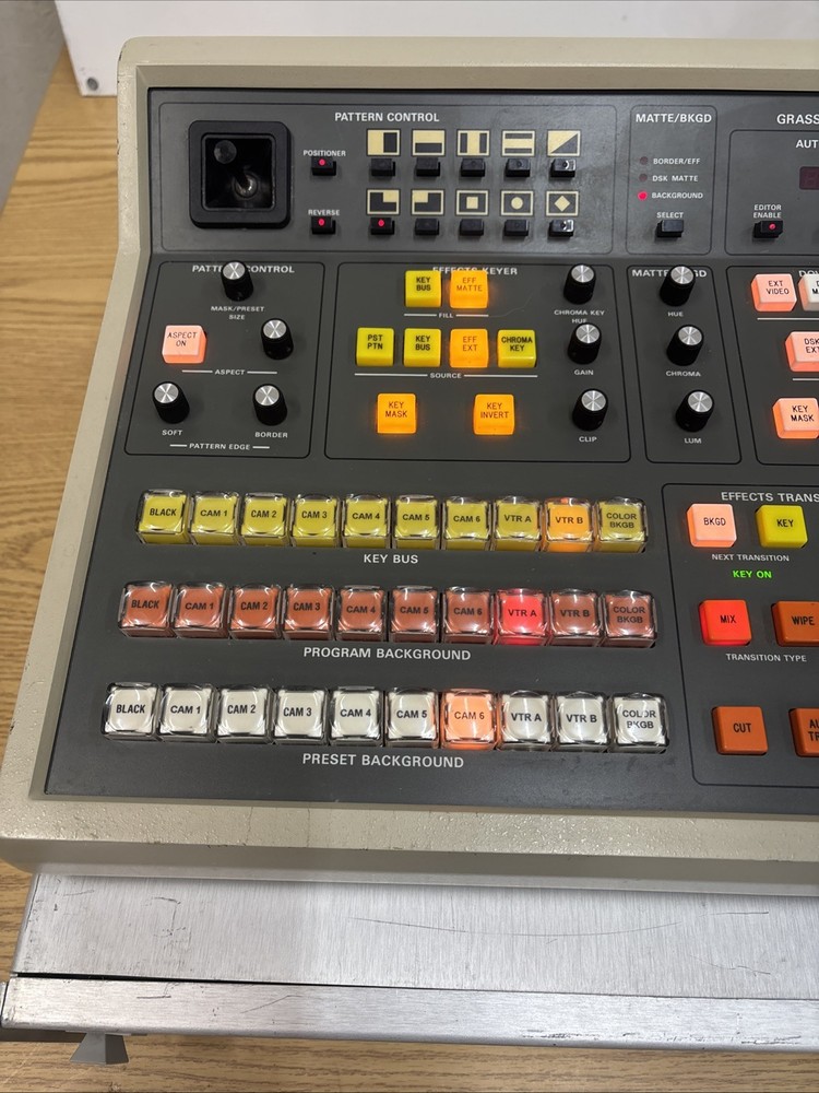 Grass Valley Group Model 100 Switcher w/Electroincs Frame ***Powers On