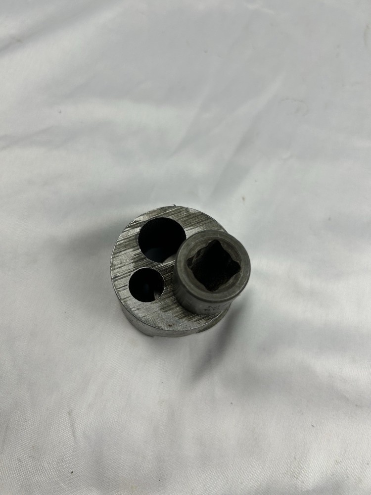 Mac Tools SR-19 1/2" drive stud remover USA