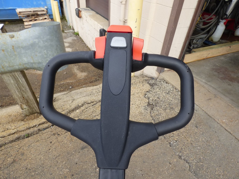 Tugger Pusher Cart Mover Mobile Industries