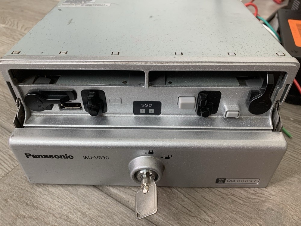Panasonic Arbitrator Video Processing Unit recording + Key WJ-VR30