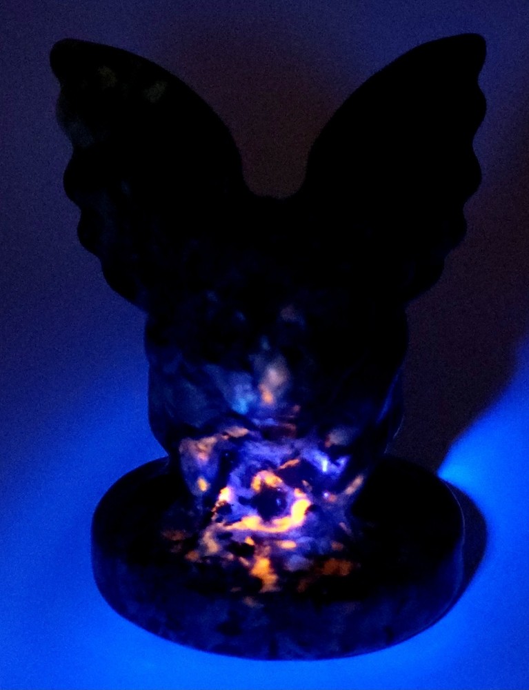 Yooperlite Gargoyle Carvings- UV Reactive