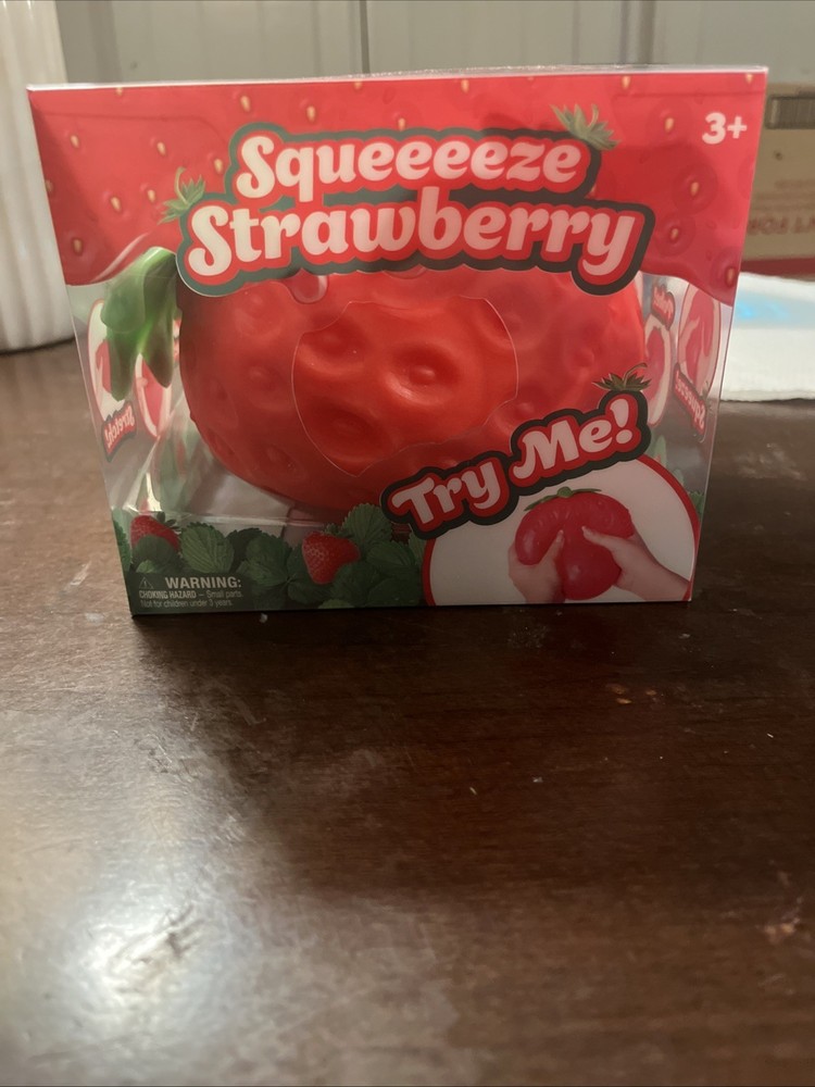 Viral Squeeeze Strawberry