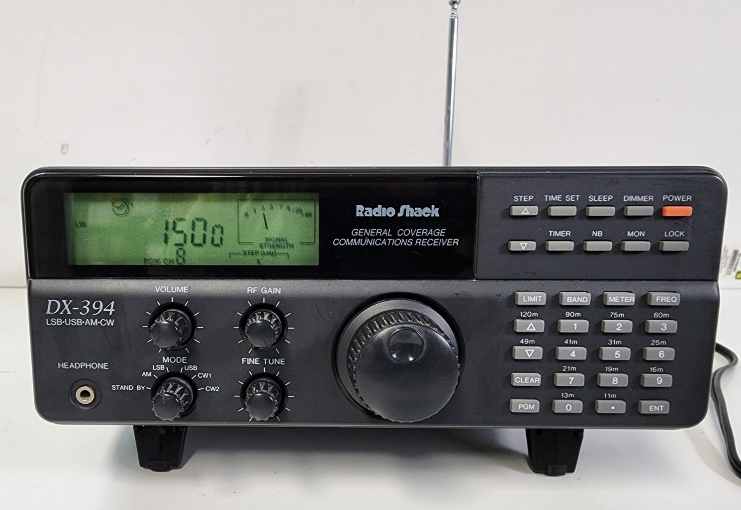 Radio Shack DX-394 Shortwave AM SSB Communications Receiver - TESTED