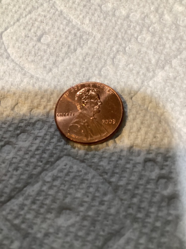 2009 D Lincoln Cent RED!!!! With many errors.