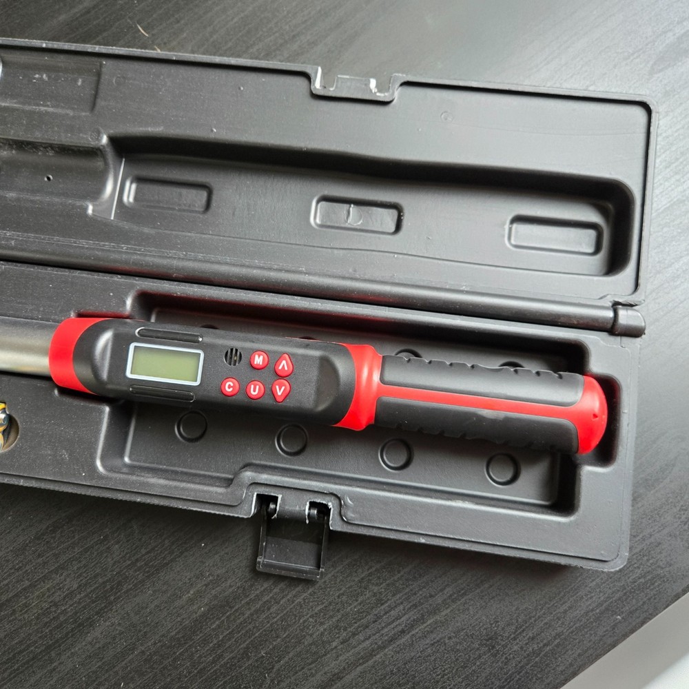 Vanpo Adjustable Torque Wrench - 2.2-44.2 ft.lb with Precise LED Notifications