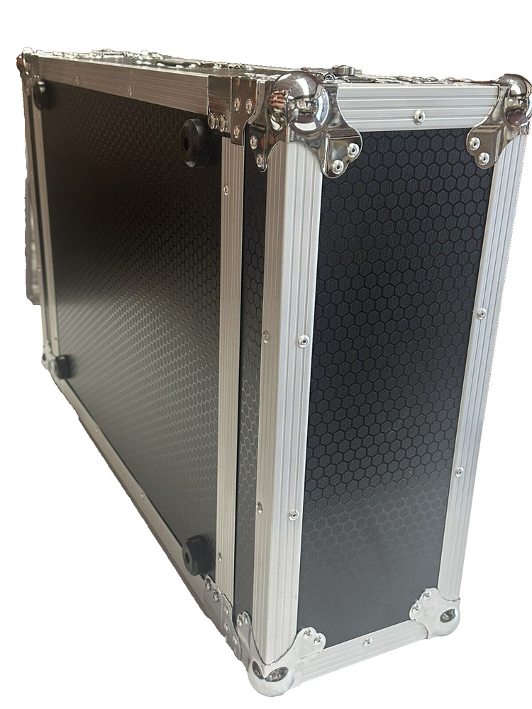 LASE Pro 4U Space 28" Deep ATA Style Amp Rack Flight Case Chrome Unassembled
