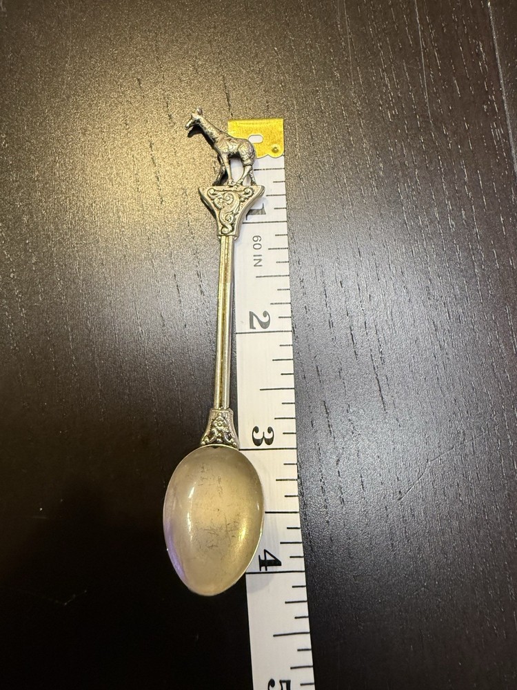 Set If 5 Giraffe Spoons - Material Unknown