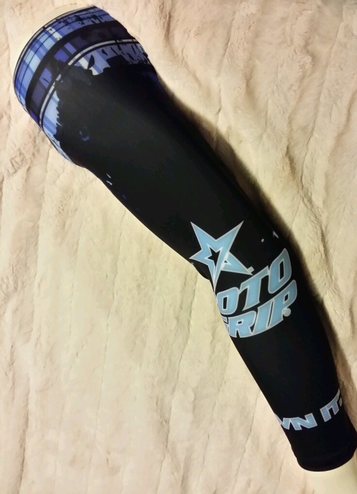 Small Roto Grip Compression Sleeve, Blue Grunge