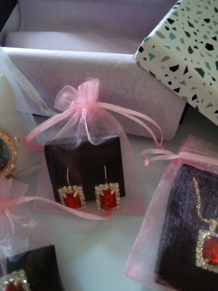 Watch.Neckleace Ring And Earring Set