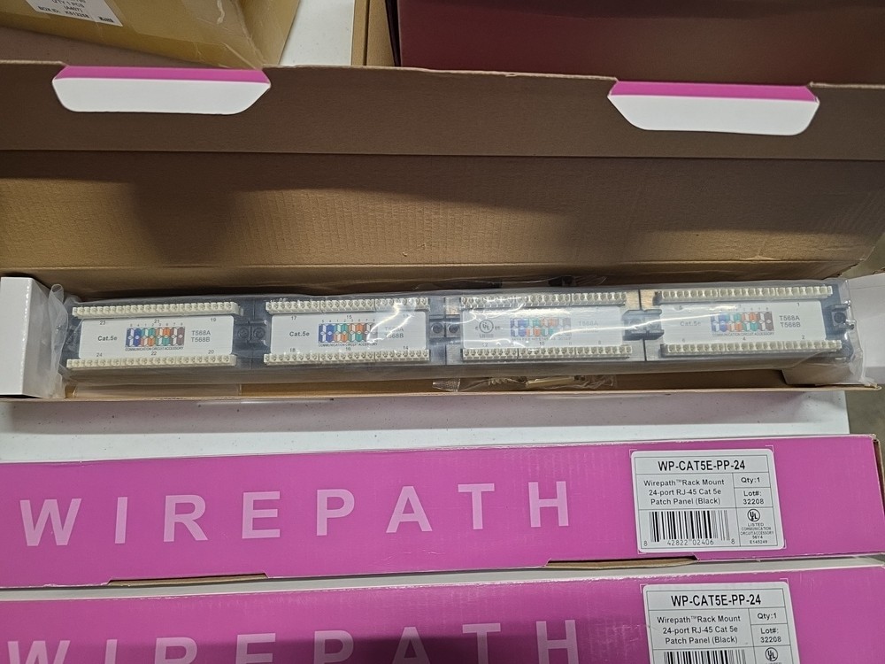 Wirepath 24 Port Cat5e Rack Mount Patch Panel WP-PP24-RM