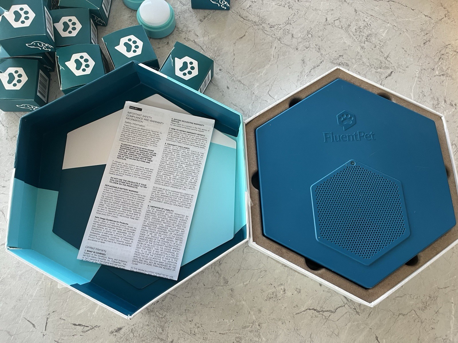 Gently Used Fluent Pet Connect Base with 6 HexTiles and 30 Connect Buttons