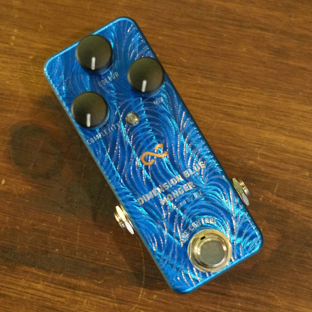 One Control Dimension Blue Monger Modulation Guitar Effector