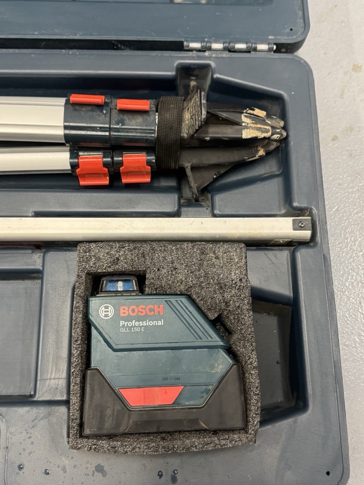 Bosh Laser Level With Tripod