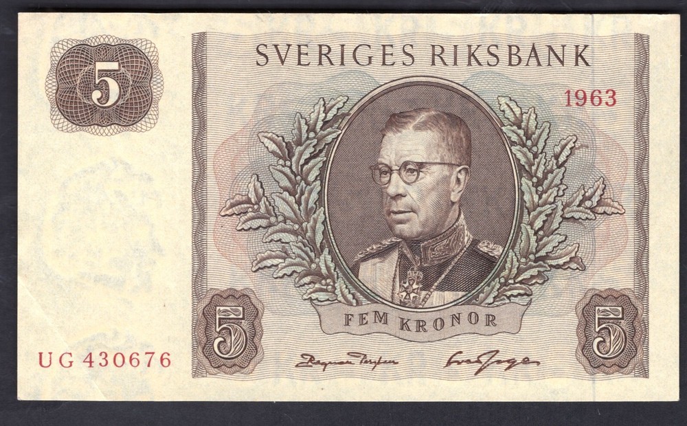 (OE). Sweden. 22 notes. DY16877.