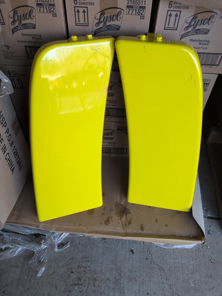 Peterbilt 389 Cowls Pair Fleet Yellow
