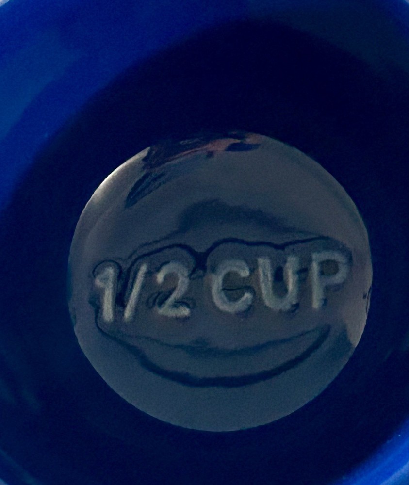 Creative Co-op Unique Textures Nesting Measuring Cups (4)