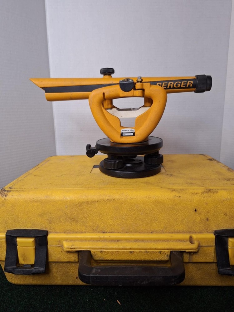 Berger instruments Model 140BU Transit Level