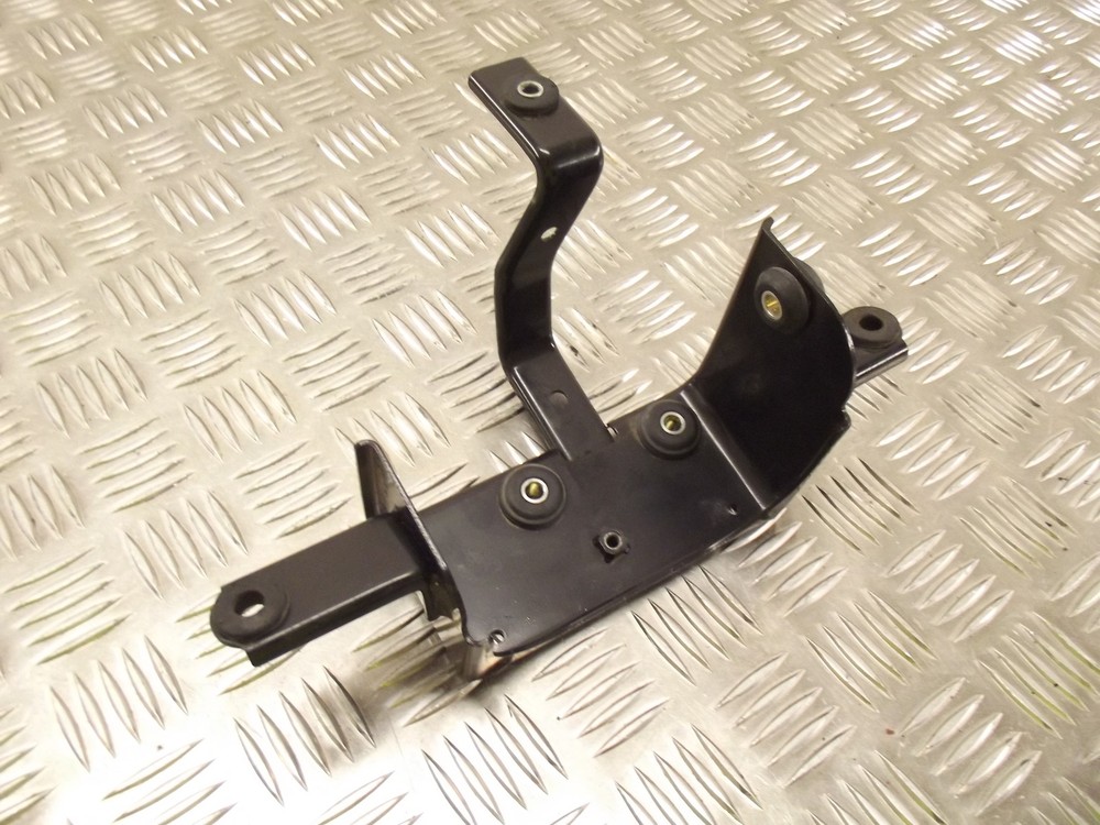 Suzuki Gsf 650 Bandit 2008 ABS pump mounting bracket 2007