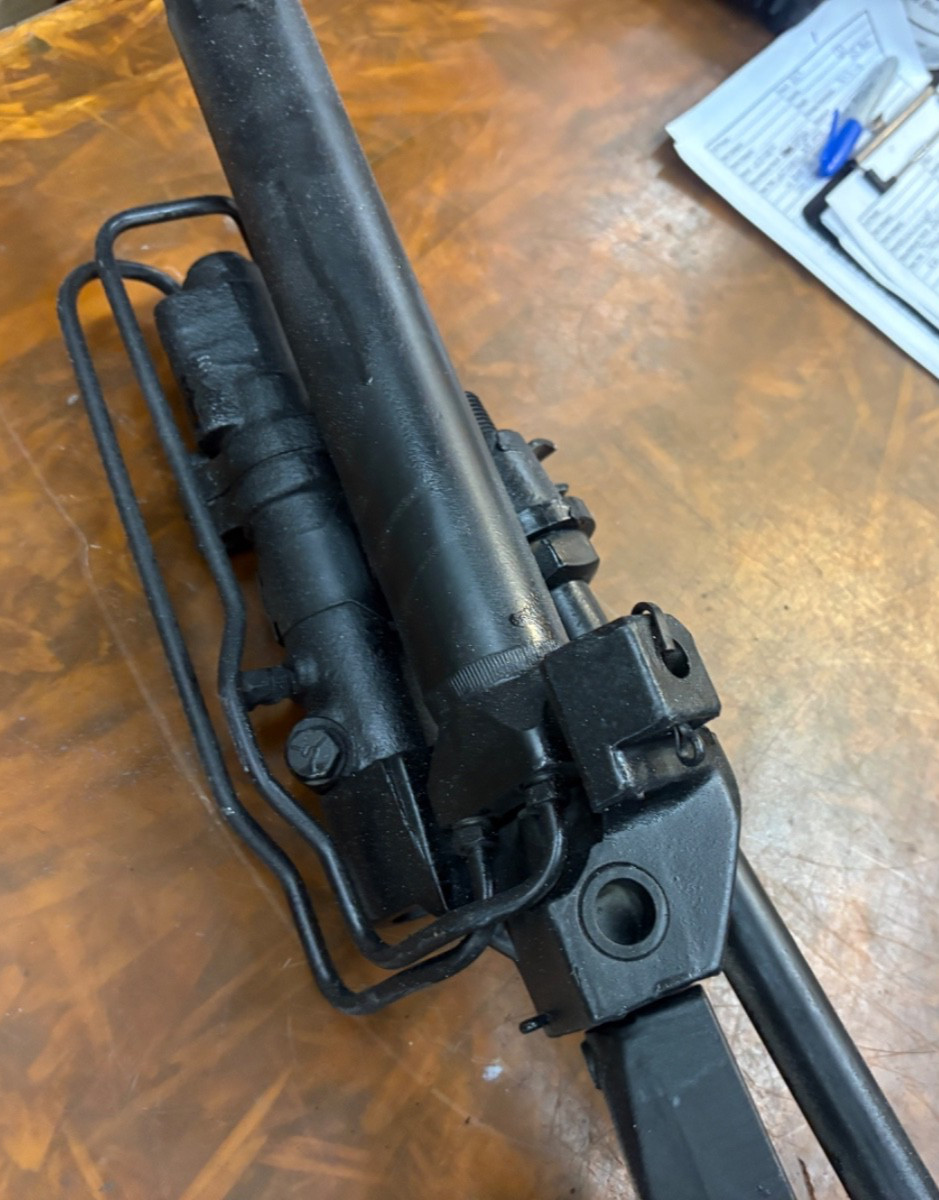 MERCRUISER POWER STEERING ACTUATOR GEN I USED!!! TESTED!!!