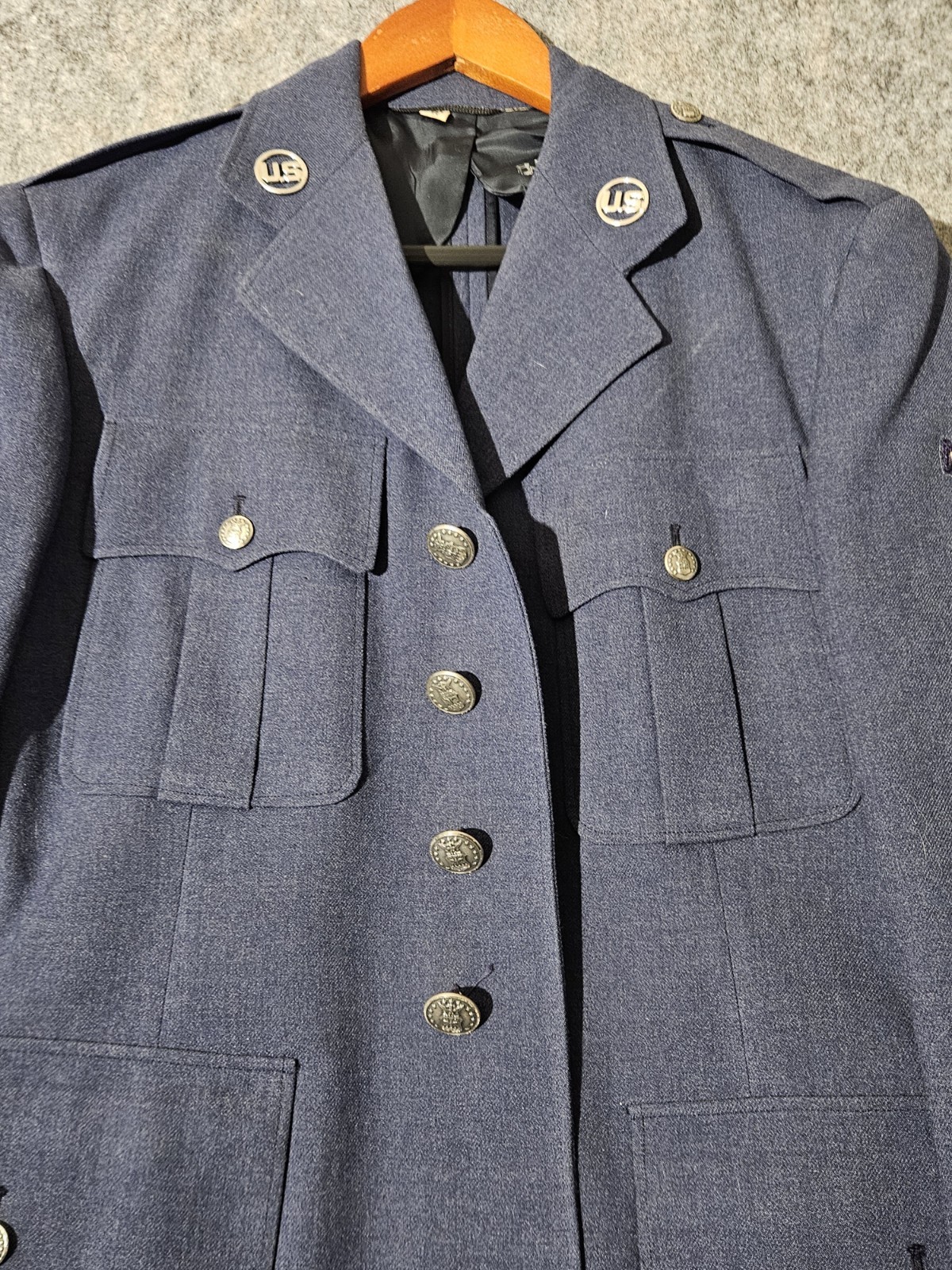 Vintage US Air Force Military Uniform Jacket 37R USAF Blue Wool