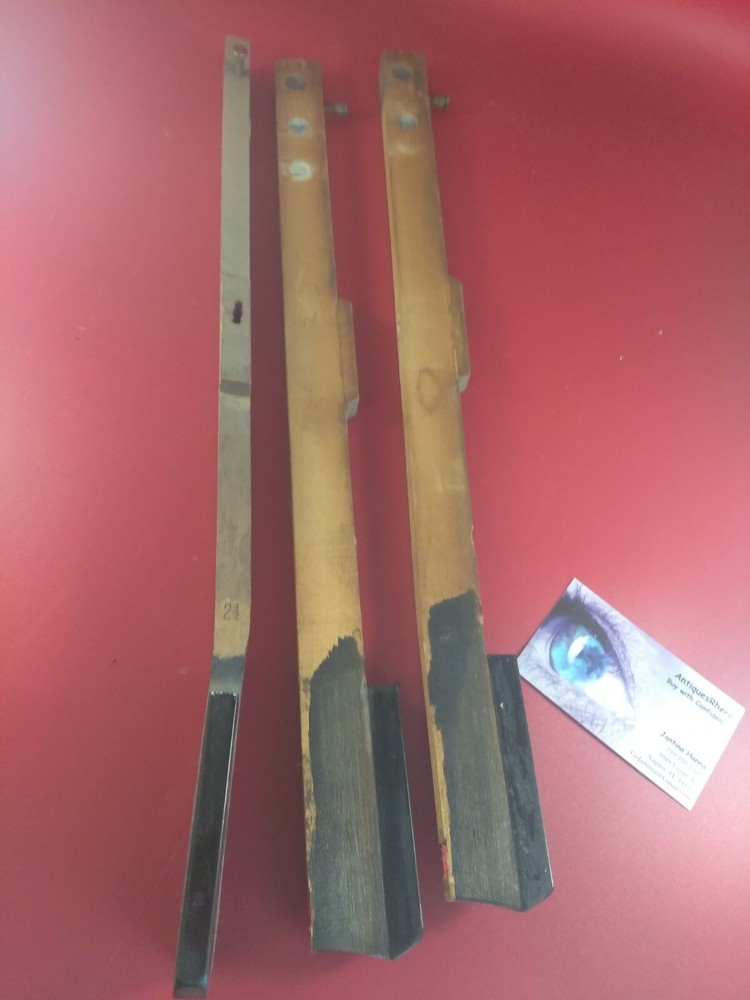 Antique Black Piano keys Notes. Sold by the 3.