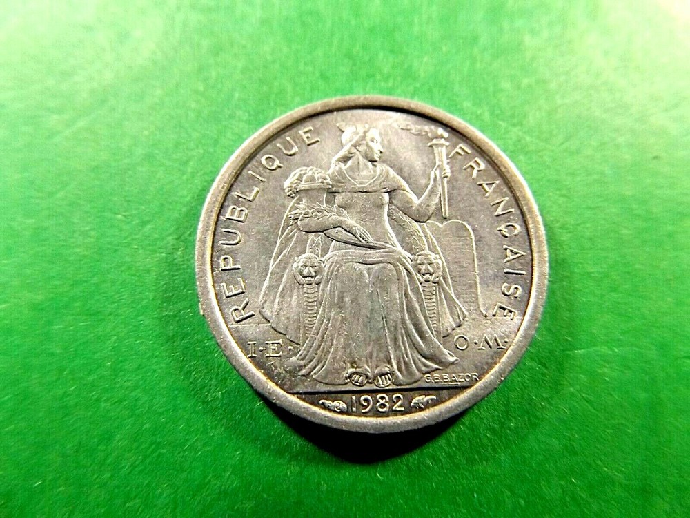 NEW CALEDONEA 1982 1 Franc