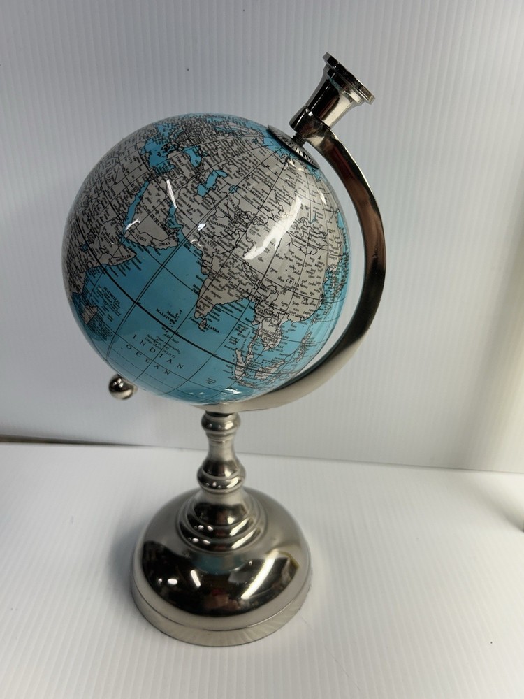 Spinning Desk Globe 5 Inches Diameter